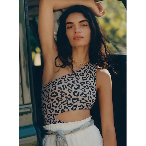 NWOT Beach Riot Leopard Animal Print Asymmetrical Celine One Shoulder One Piece - Picture 4 of 16